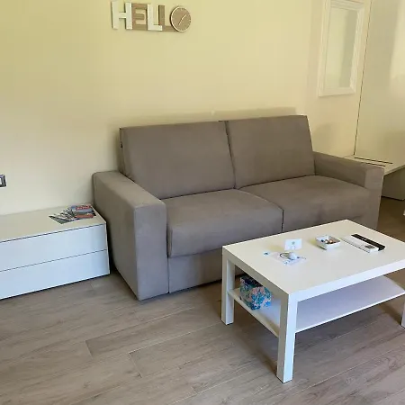 Garden Apartment *