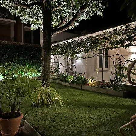 Apartment Garden *