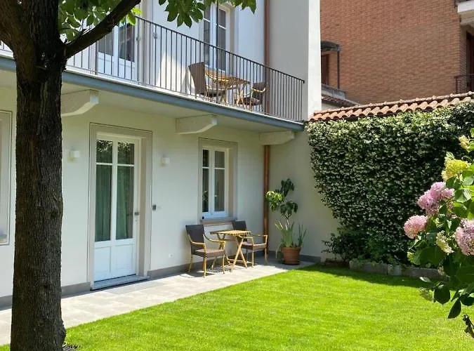 Garden Апартаменты *